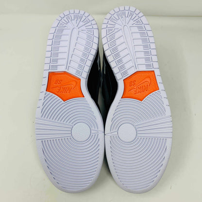 Nike SB Dunk Low TIGHTBOOTH sneakers with white soles and orange accents, 2023 model, brand new condition.