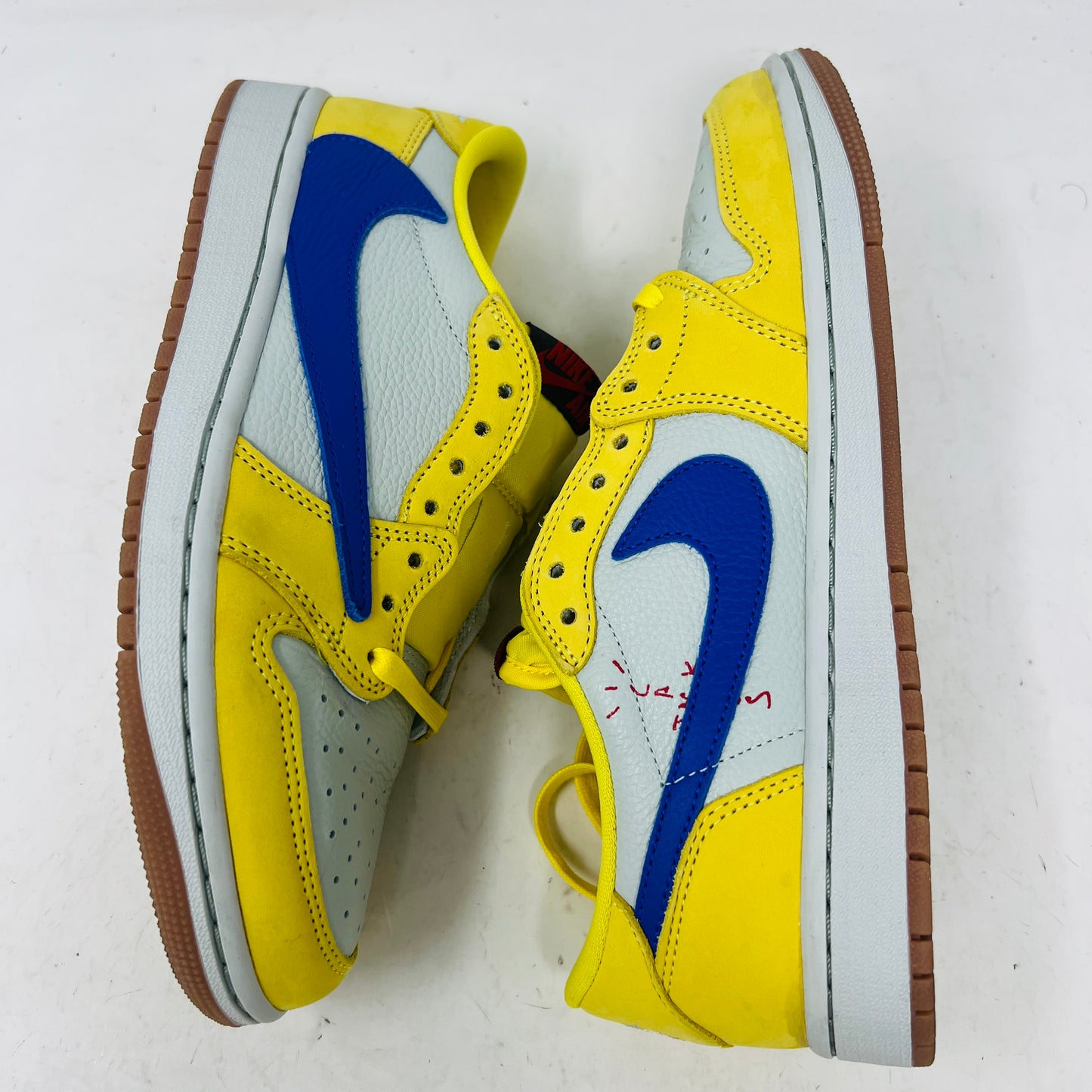 Jordan 1 Retro Low OG SP Travis Scott Canary (Women's)