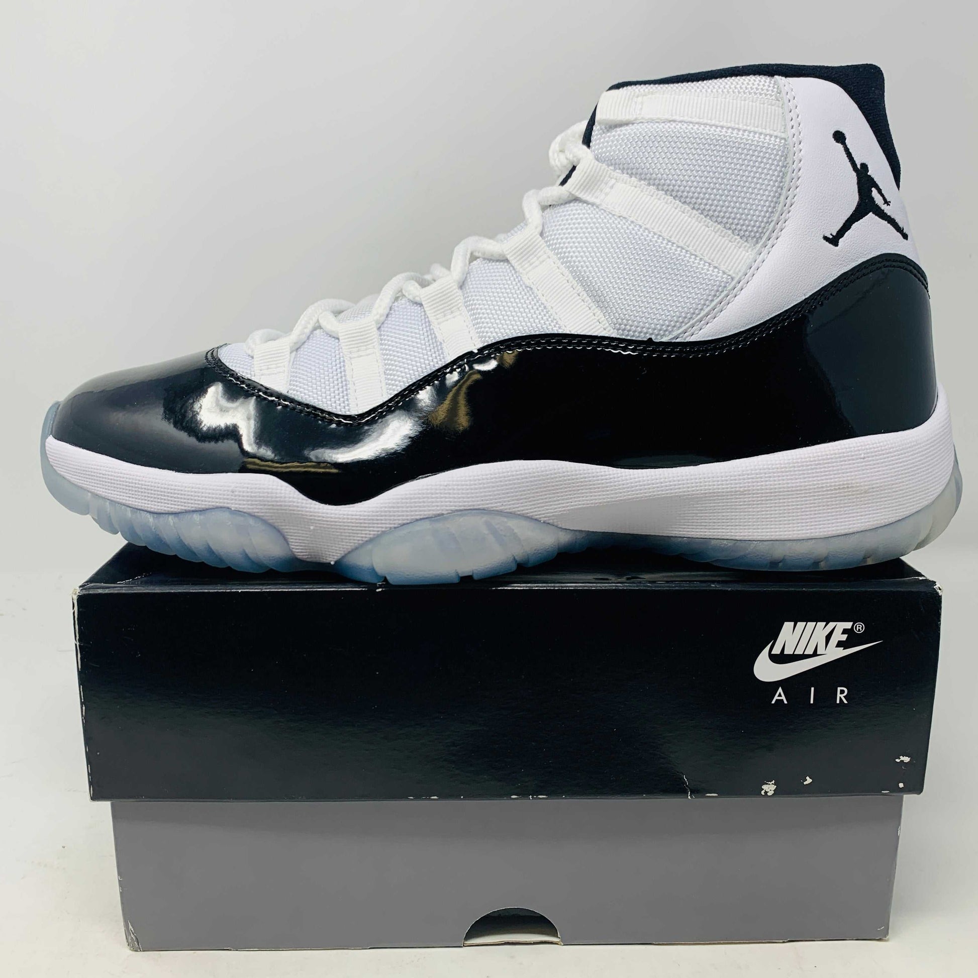 Jordan 11 Concord 2018 sneakers, brand new condition, with box.
