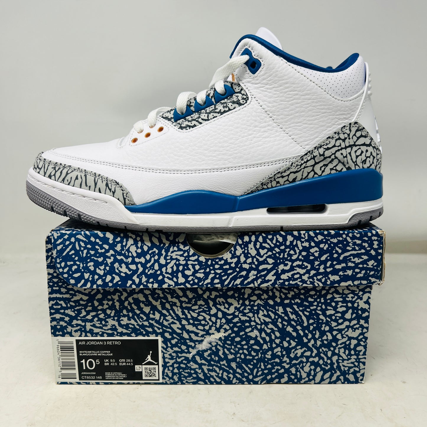 Jordan 3 Retro Wizards