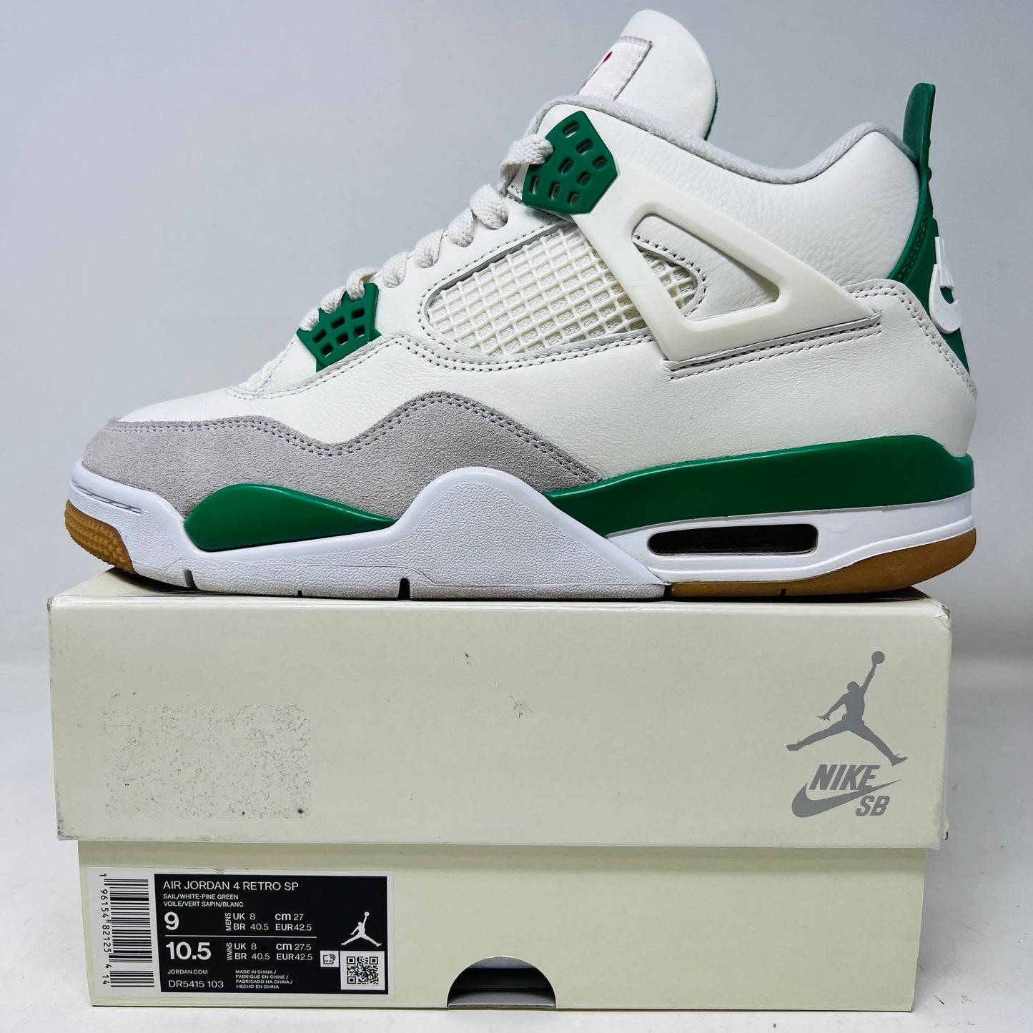 Jordan 4 Retro SB Pine Green