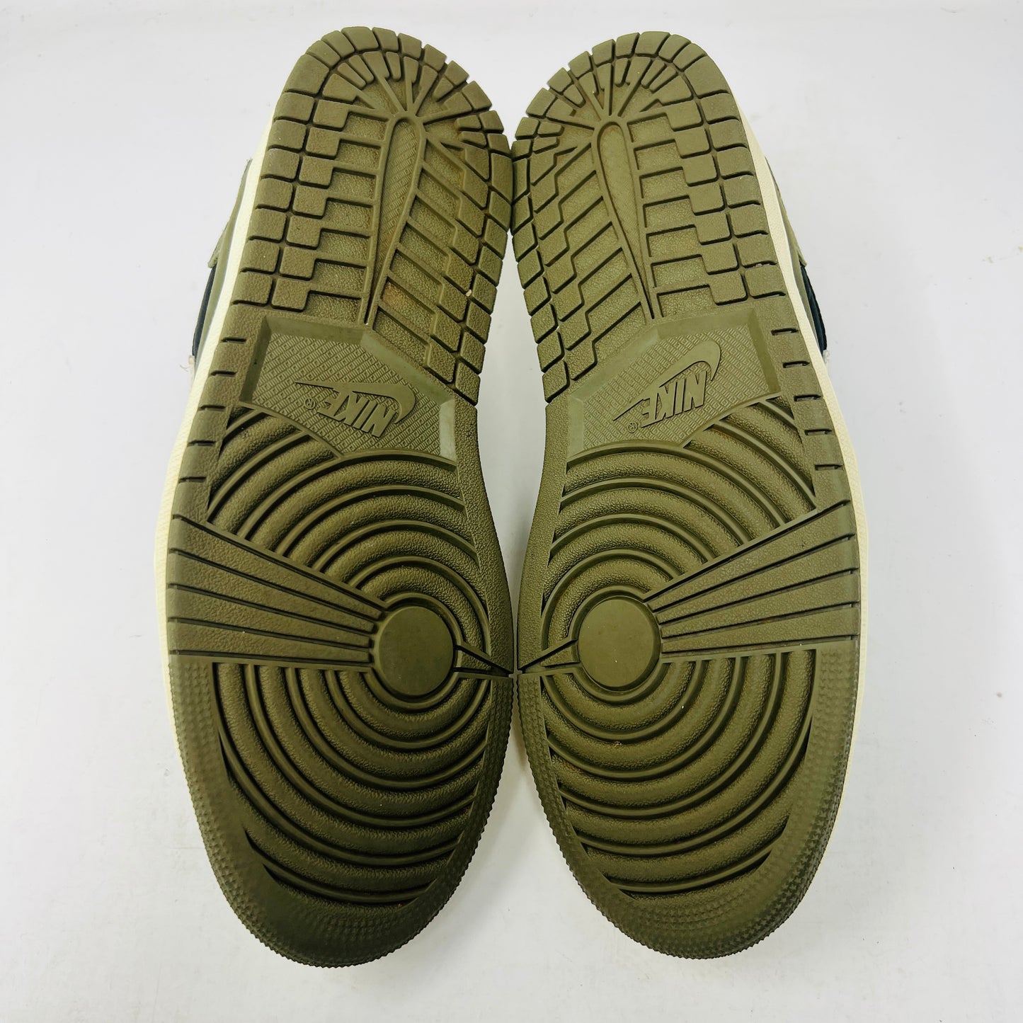 Jordan 1 Retro Low OG SP Travis Scott Olive (Women's)