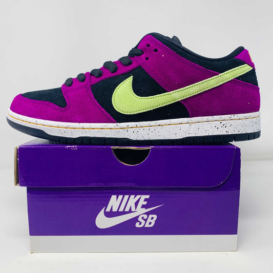 Nike SB Dunk Low ACG Red Plum brand new 2021 with extra laces and good box condition