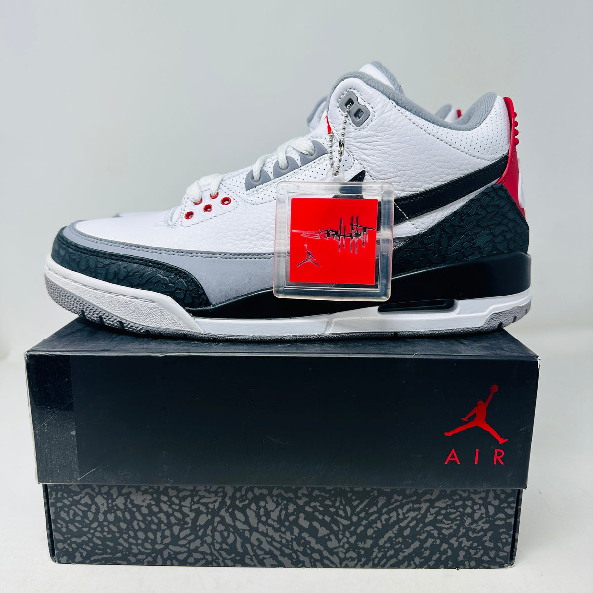 Jordan 3 Retro Tinker Hatfield