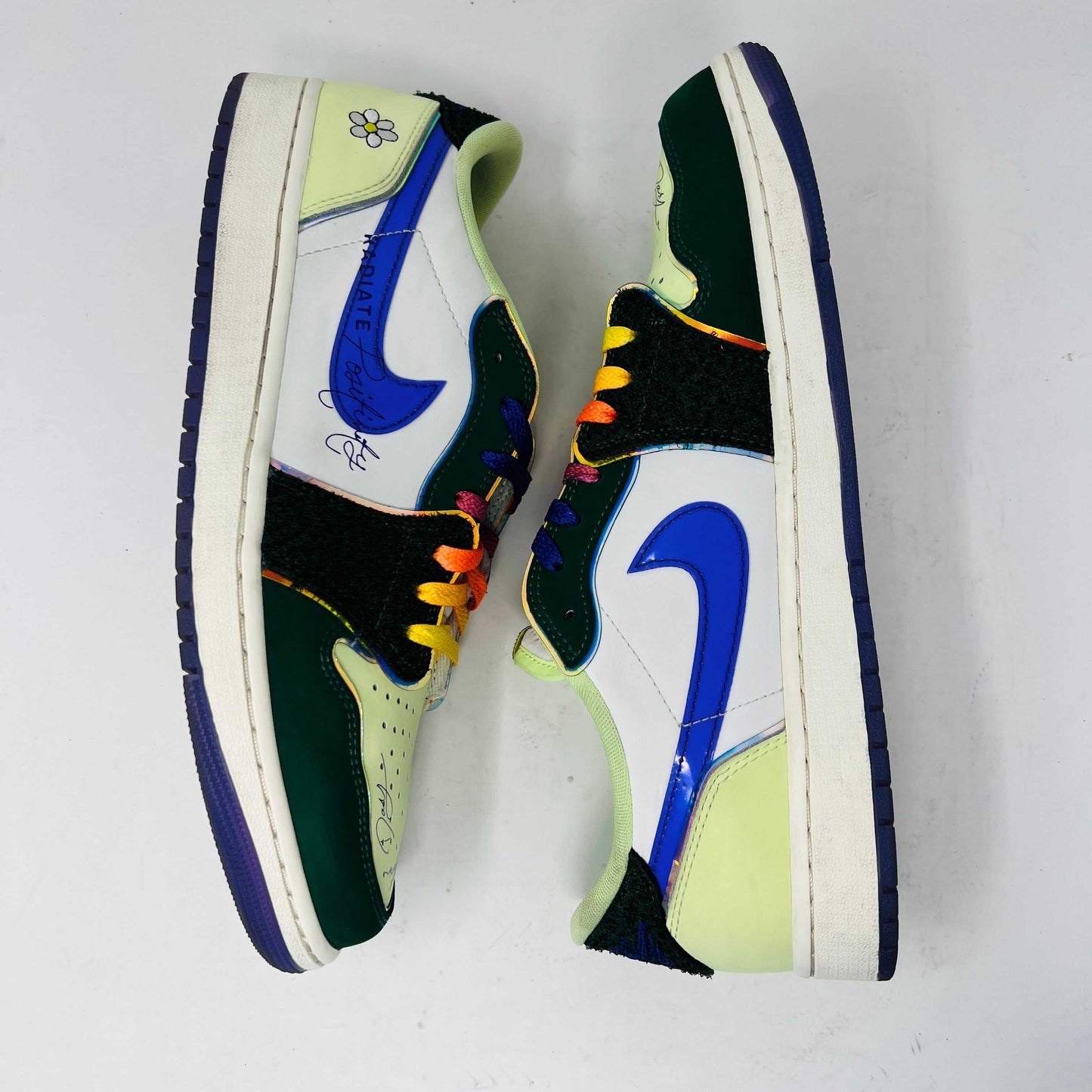 Jordan 1 Retro Low OG Doernbecher (2023)