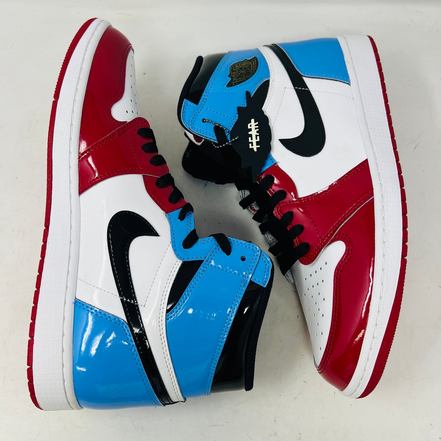 Jordan 1 Retro High Fearless UNC Chicago
