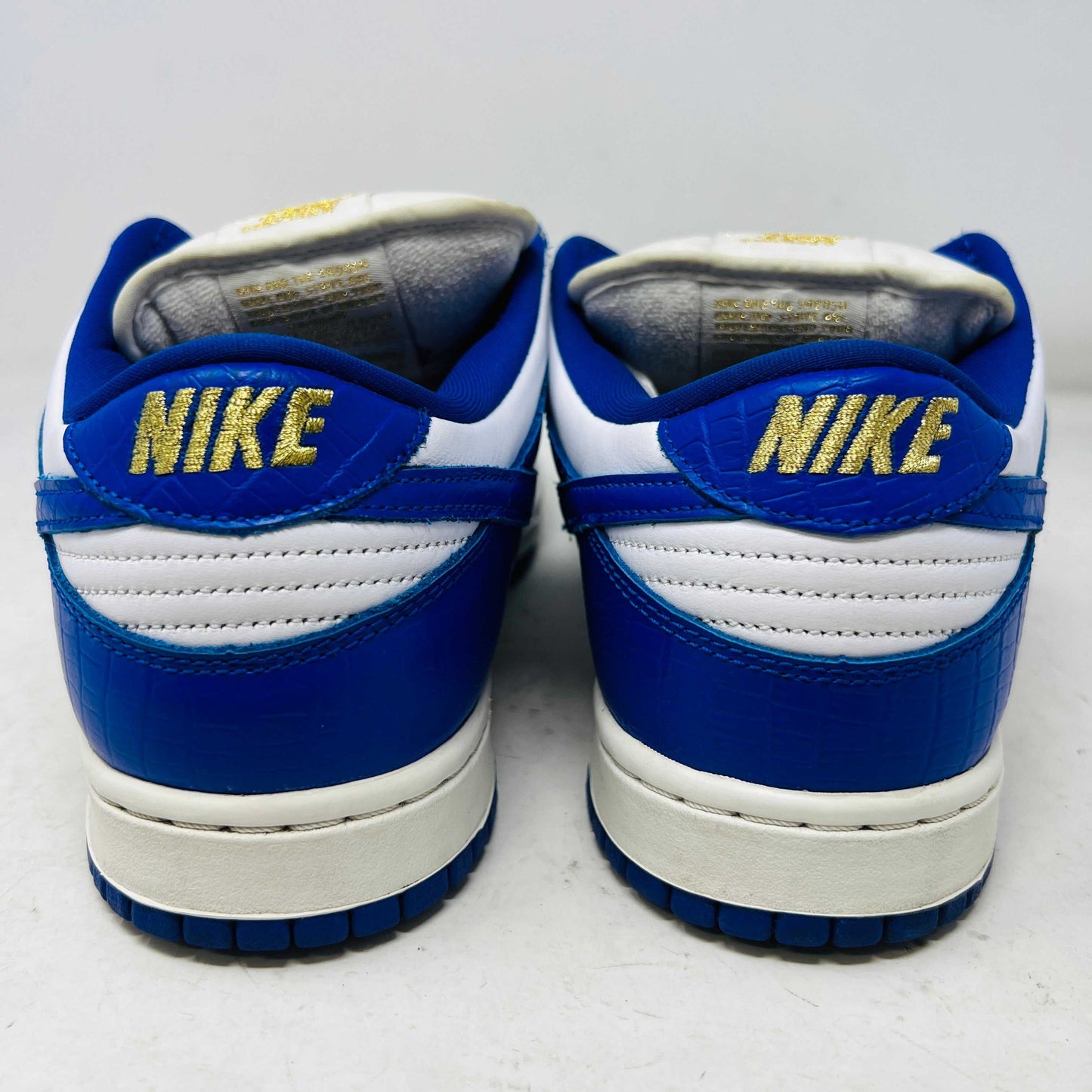 Nike SB Dunk Low Supreme Stars Hyper Royal (2021)