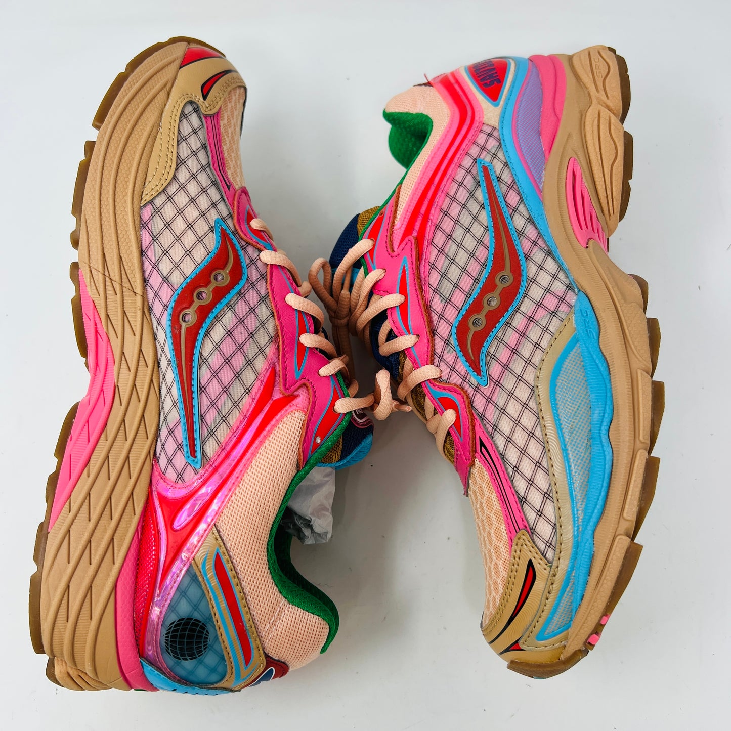 Saucony ProGrid Omni 9 Jae Tips To Do List Tan