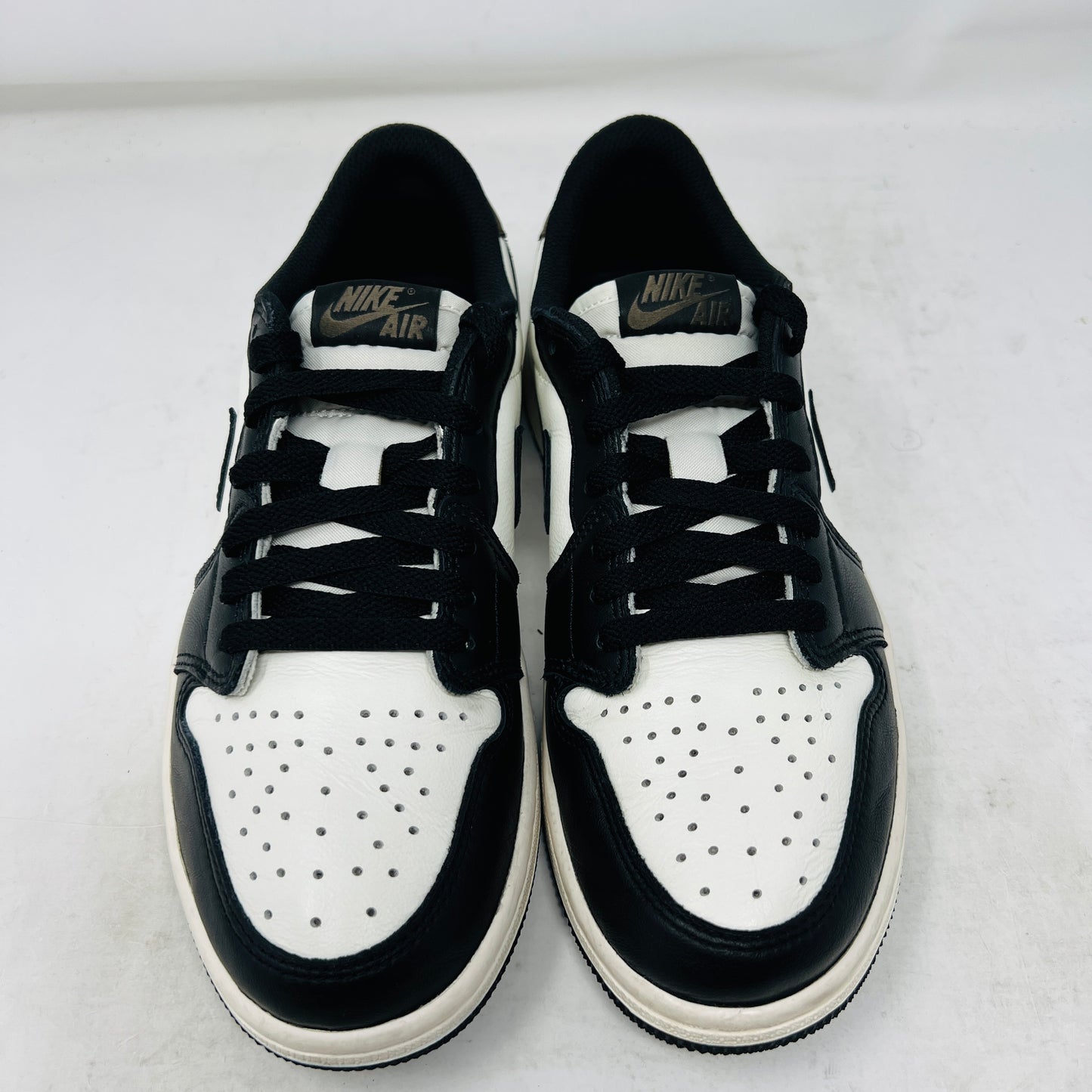 Jordan 1 Retro Low OG Mocha
