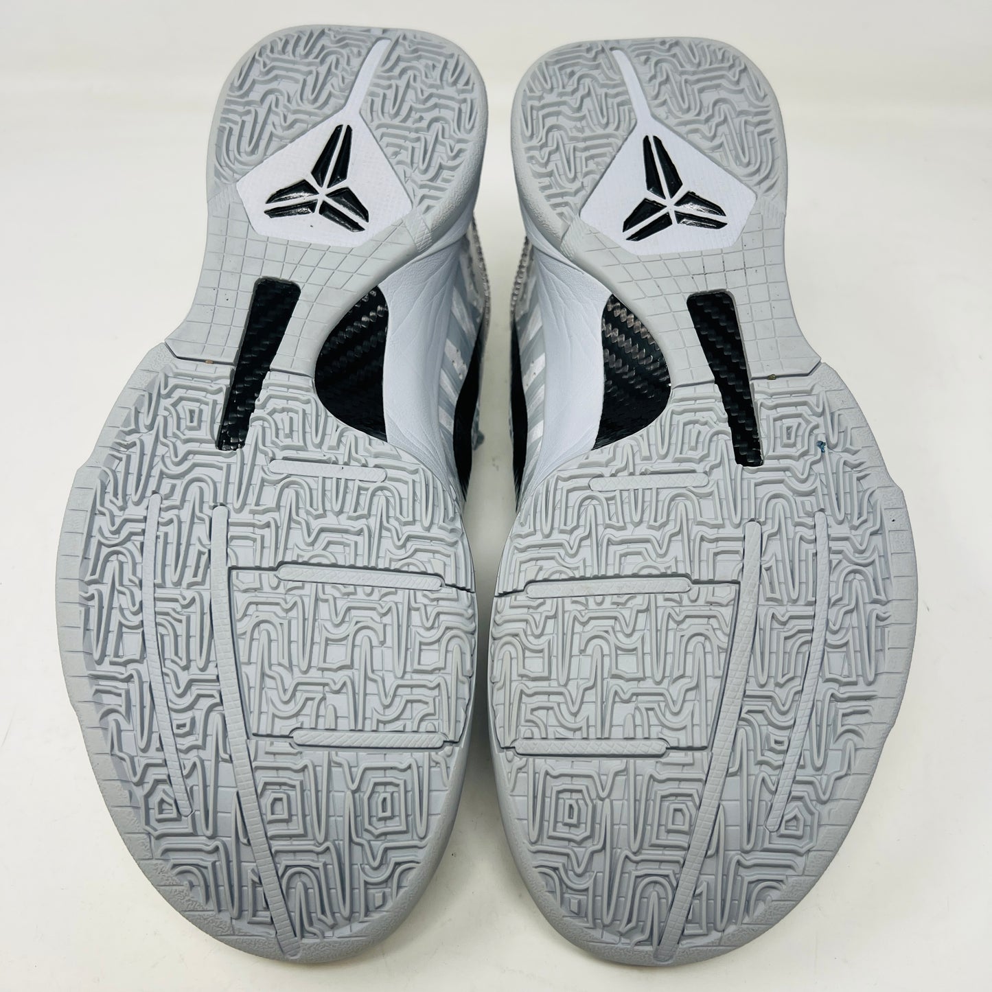 Nike Kobe 5 Protro Zebra PE