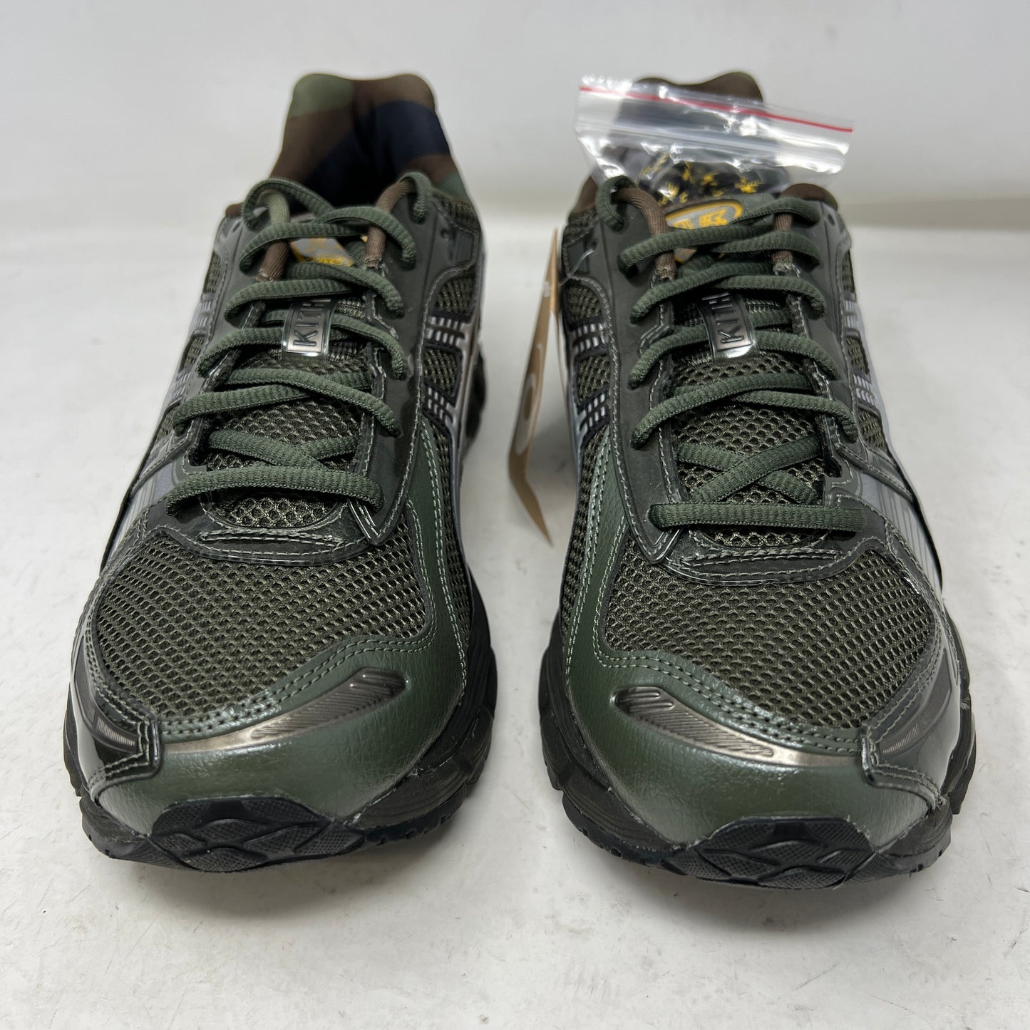 ASICS Gel-Kayano 12.1 Kith Marvel vs. Capcom Captain America vs. Guile Sealed Box (Comic Included)