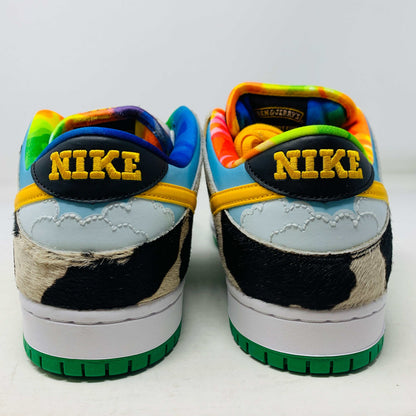 Introducing the new Nike SB Dunk Low Chunky Dunky with a vibrant cow print, featuring blue, green, and yellow sections. This 100% authentic sneaker includes a yellow swoosh and comes in a matching green and yellow box with extra laces, all from Nike.