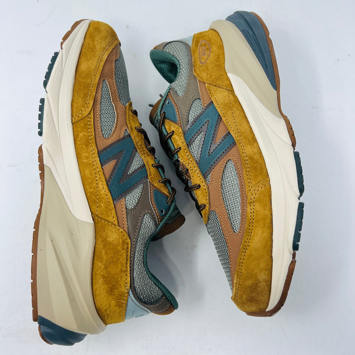 New Balance 990v6 Carhartt WIP Sculpture Center