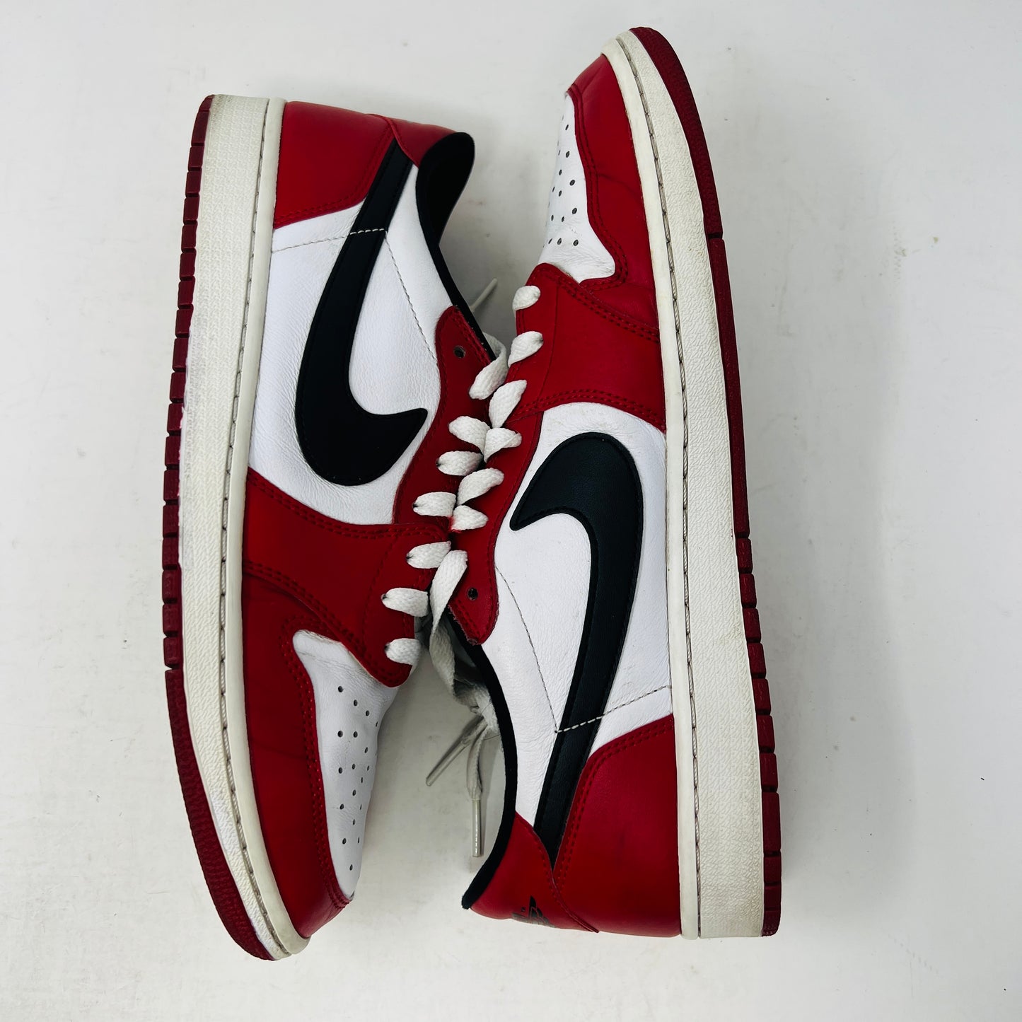 Jordan 1 Retro Low Chicago (2016)