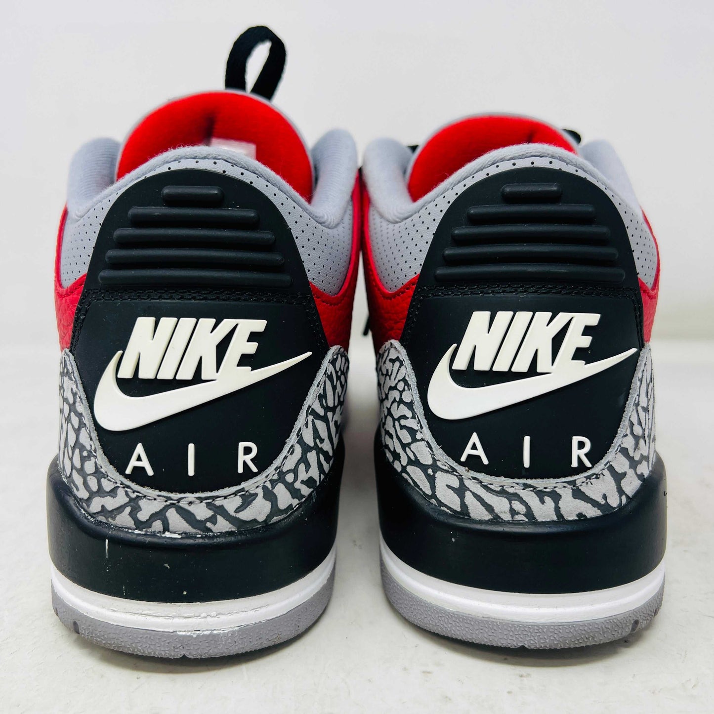 Jordan 3 Retro SE Unite