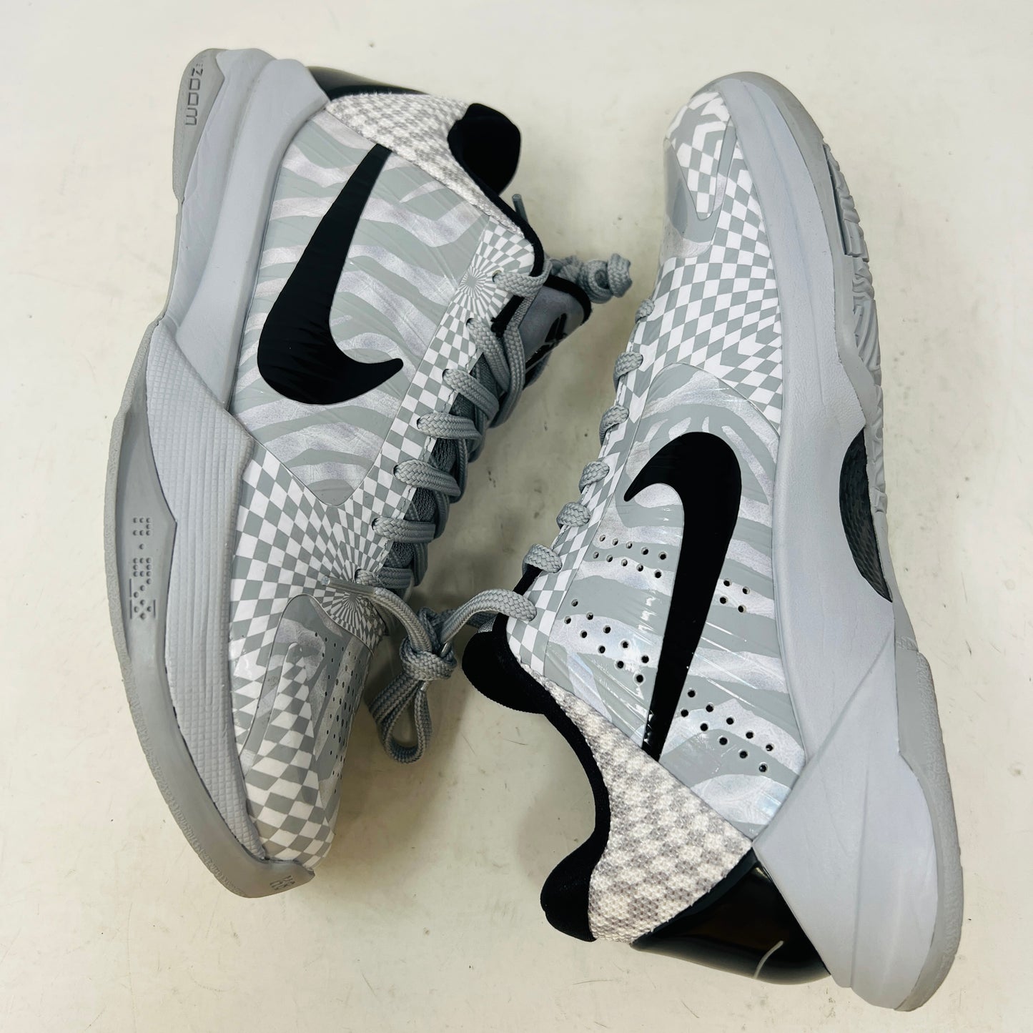 Nike Kobe 5 Protro Zebra PE