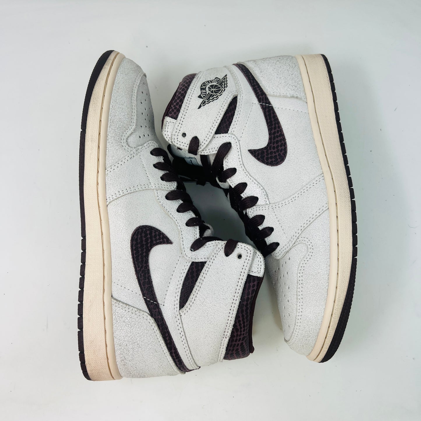 Jordan 1 Retro High OG A Ma Maniére