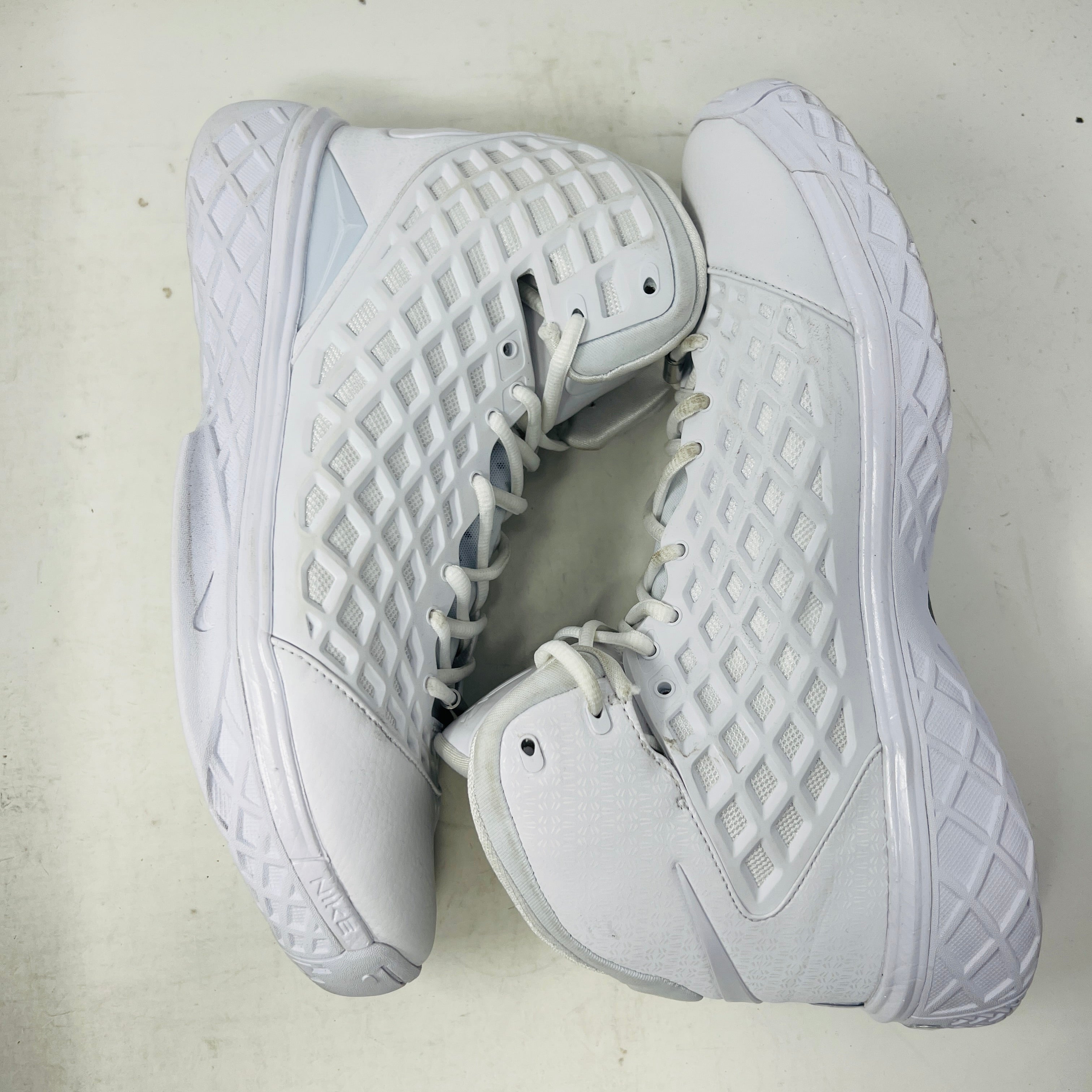 Nike Kobe 3 Protro Halo – Holy Ground