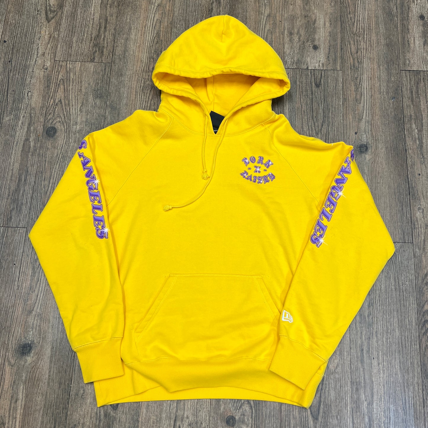 Born X Raised Los Angeles Lakers Airbrush