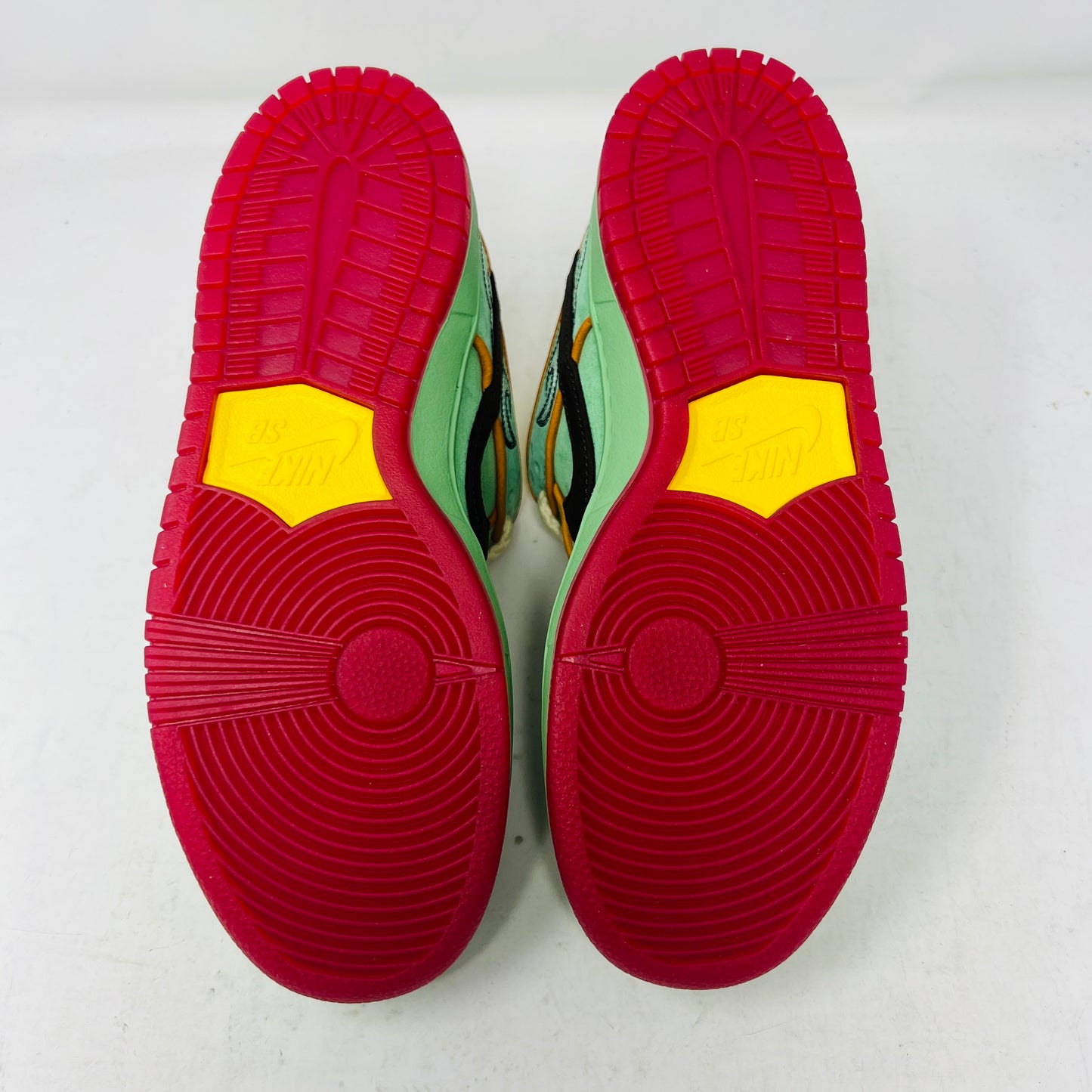 Nike SB Dunk Low Rodeo Tourmaline