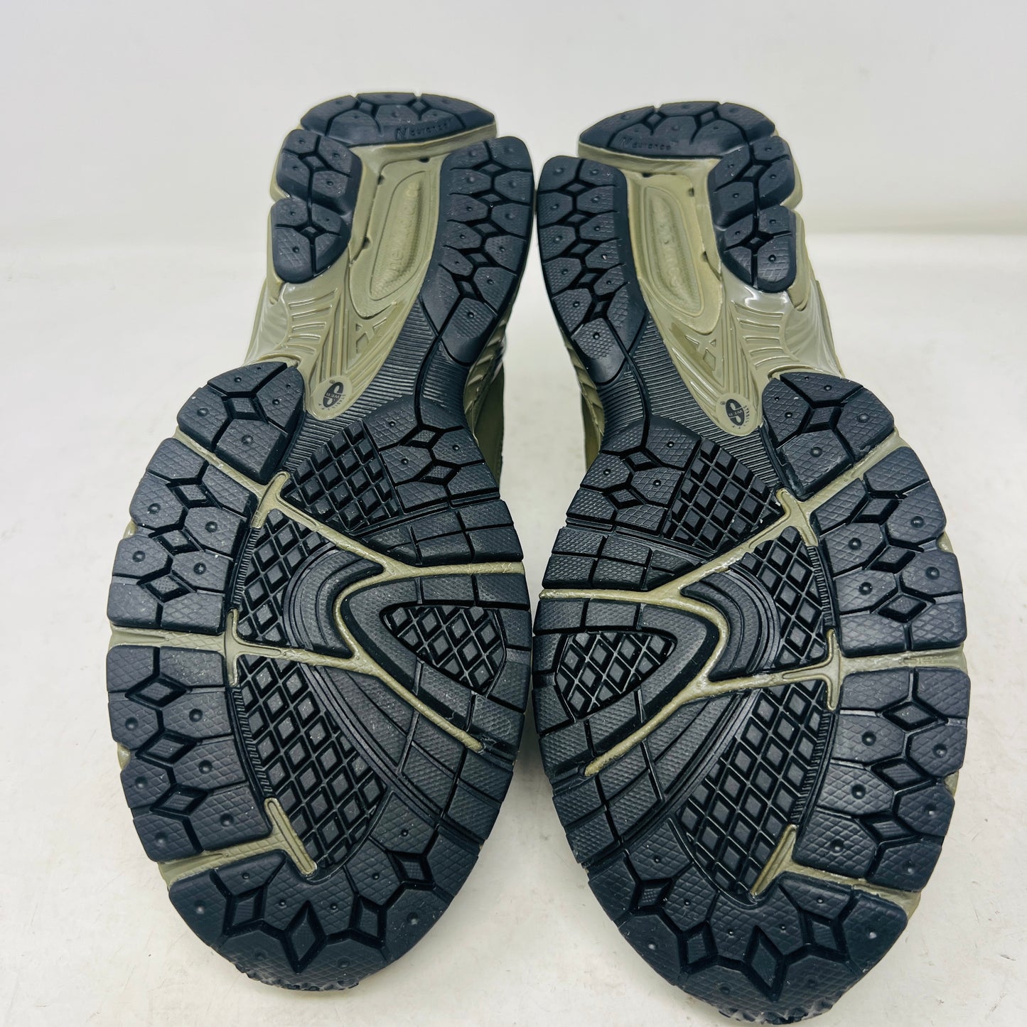 New Balance 1906R Olive Black