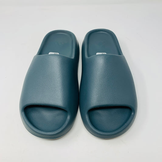 Yeezy Slide Slate Marine