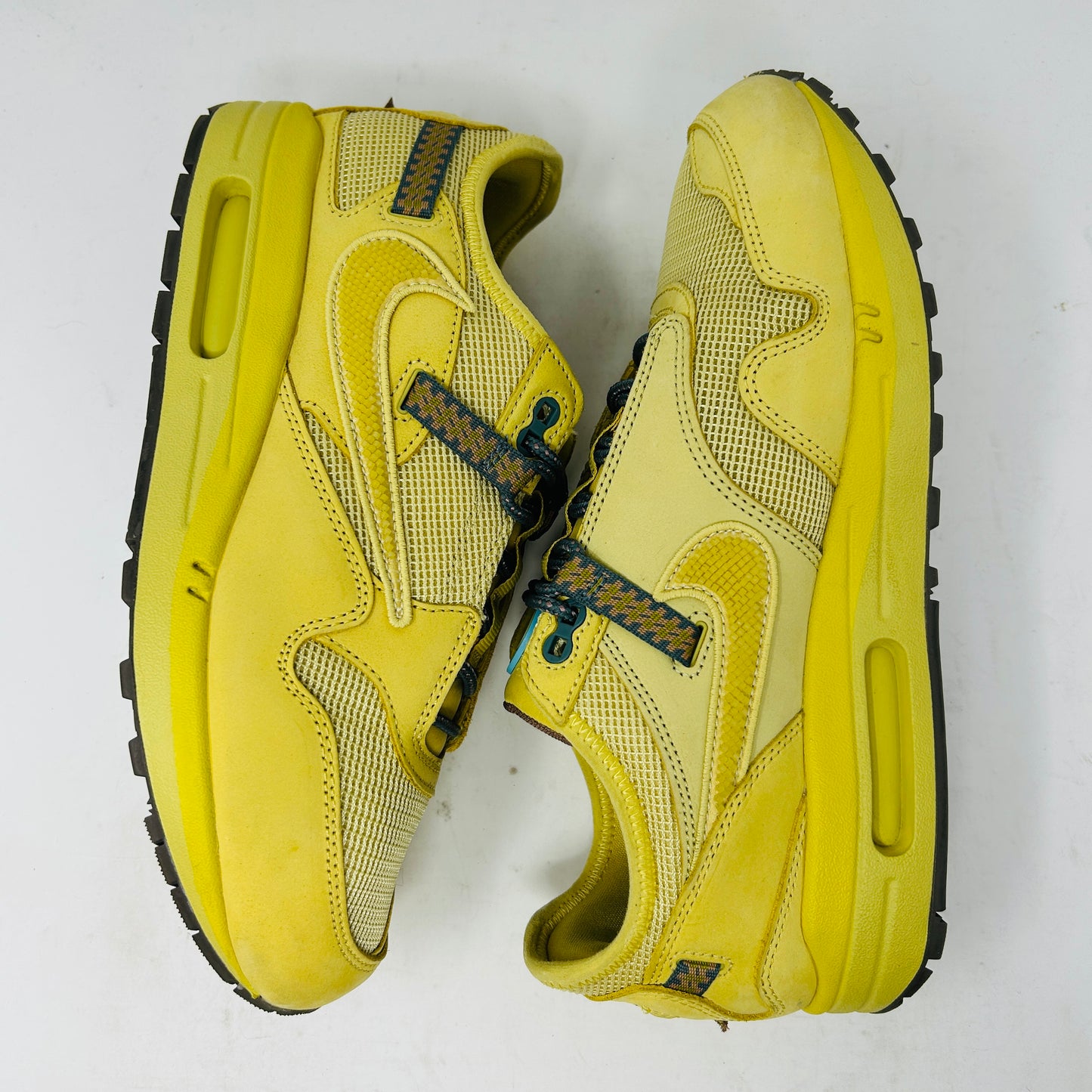 Nike Air Max 1 Travis Scott Cactus Jack Saturn Gold