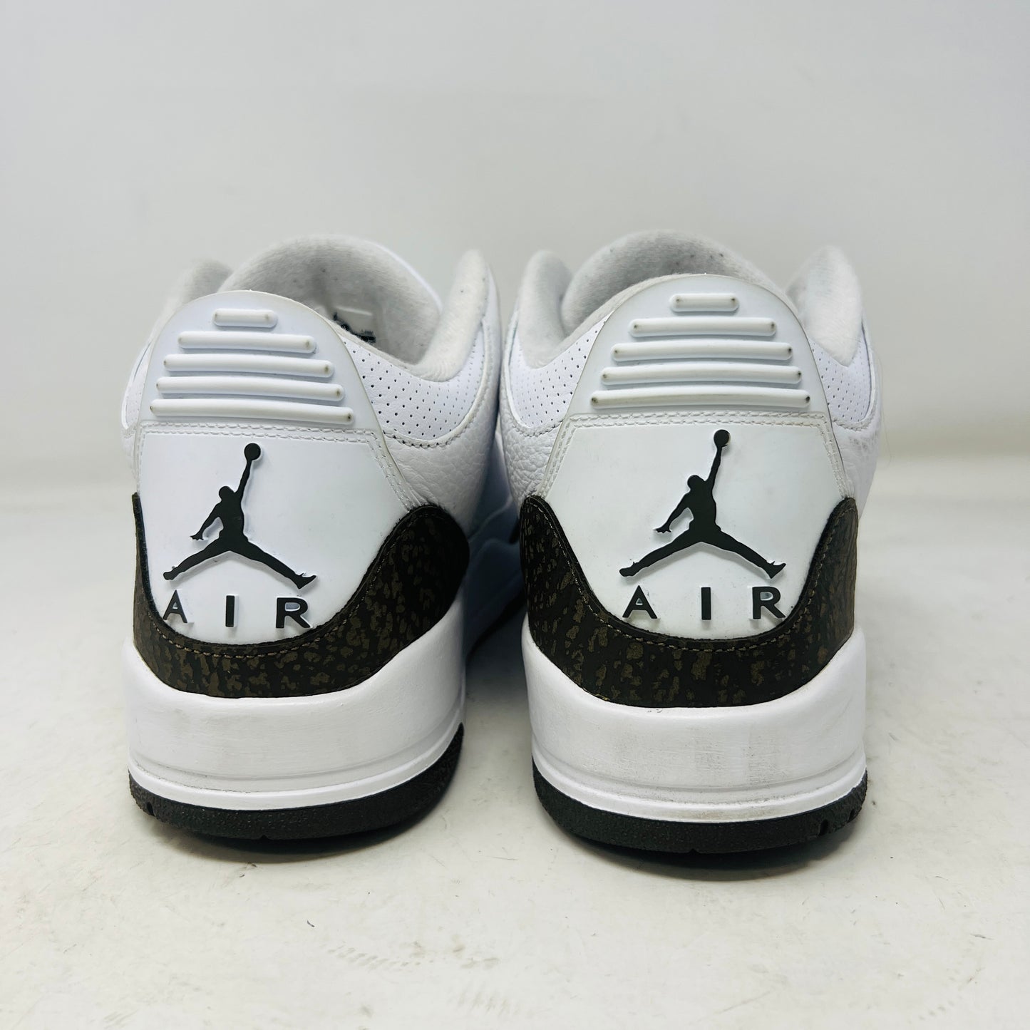 Jordan 3 Retro Mocha (2018)