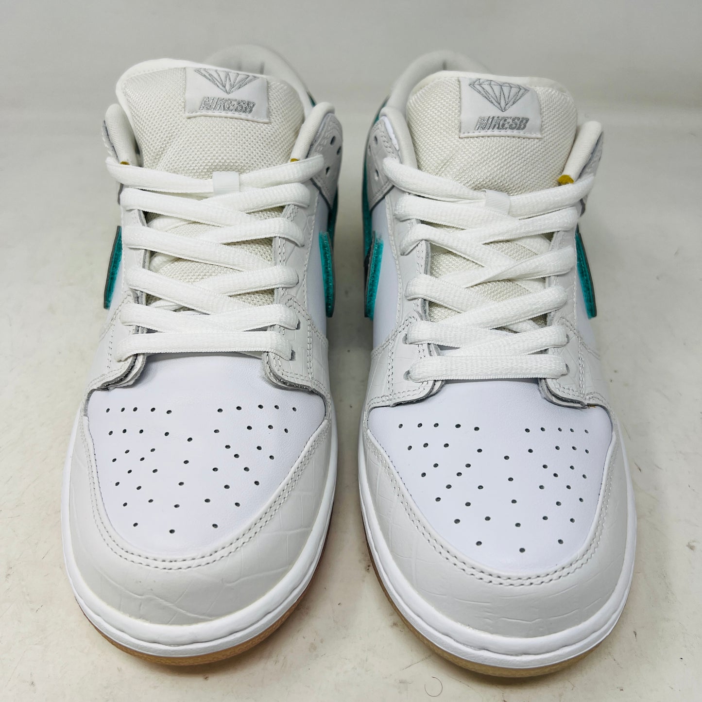 Nike SB Dunk Low Diamond Supply Co. White Diamond
