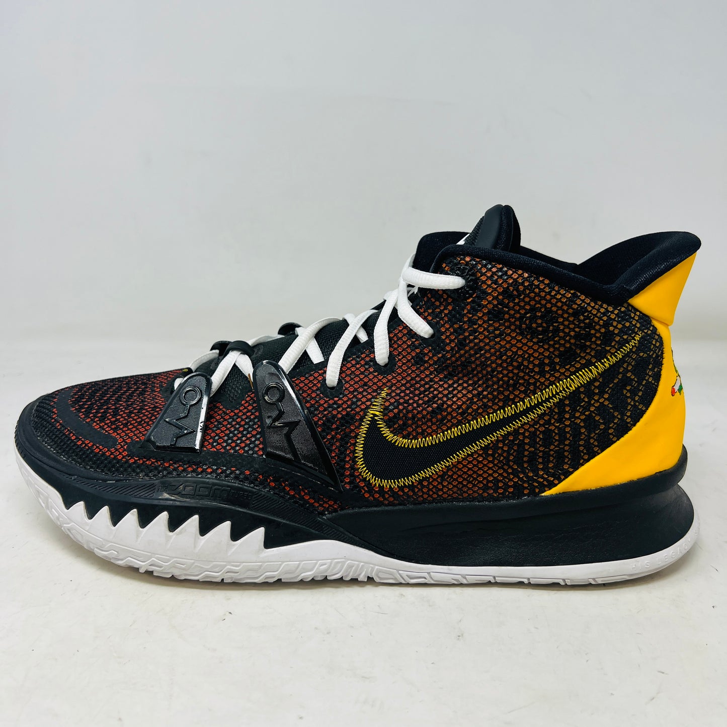 Nike Kyrie 7 Raygun