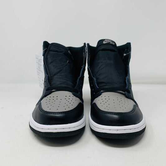 Jordan 1 Shadow 2018 sneakers with grey laces on a Nike box. Brand new condition.