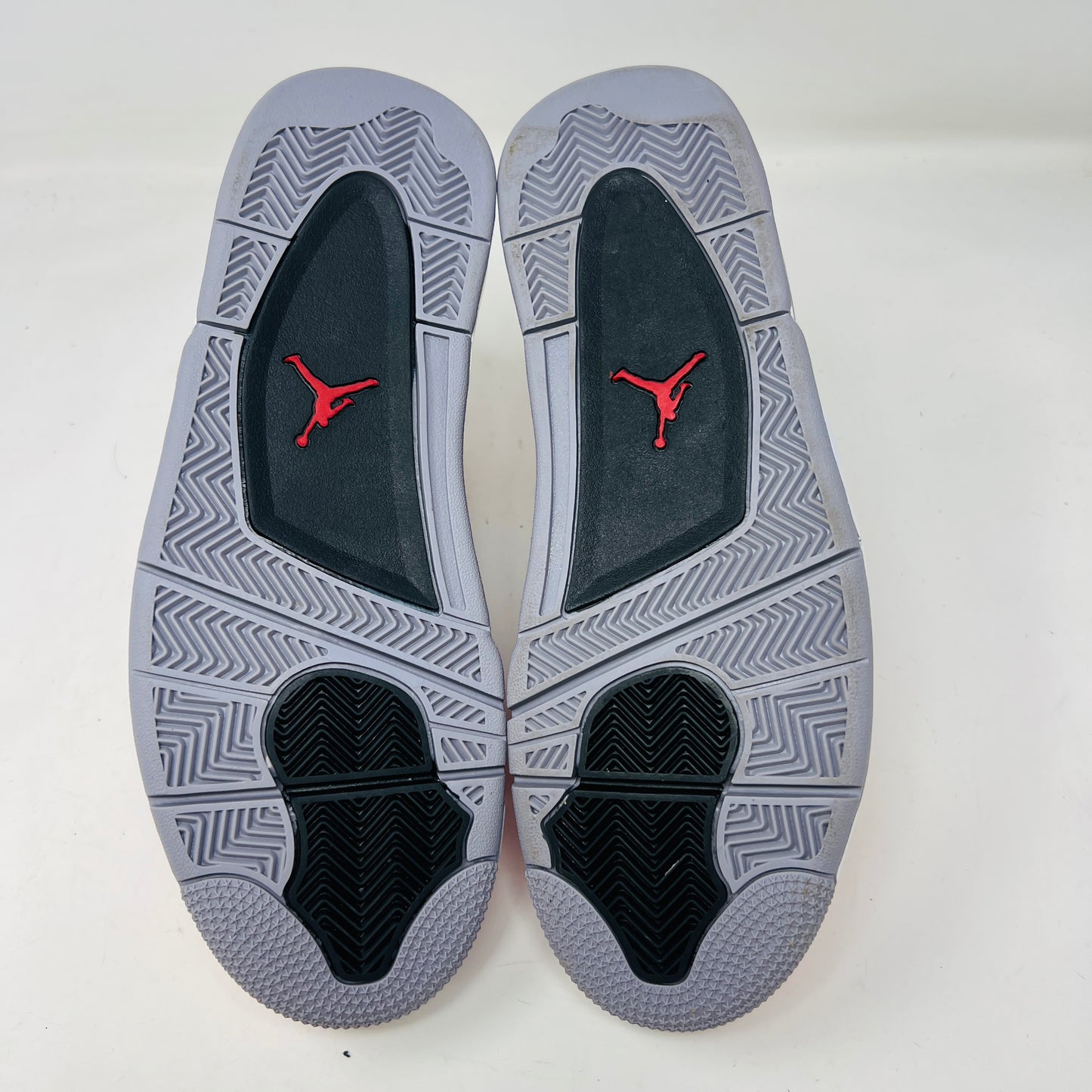 Jordan 4 Retro Toro Bravo