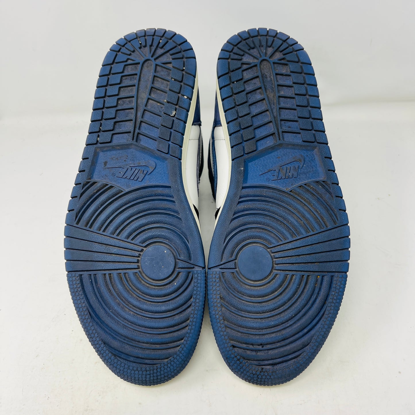 Jordan 1 Retro High Blue Moon