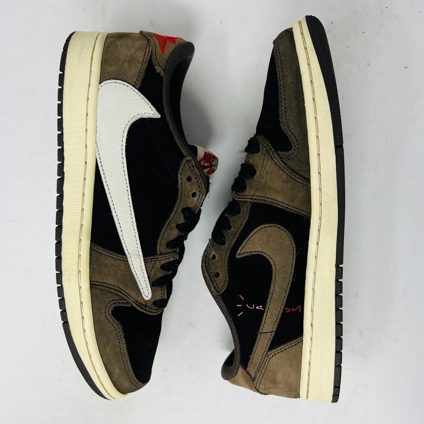 Jordan 1 Retro Low OG SP Travis Scott Mocha