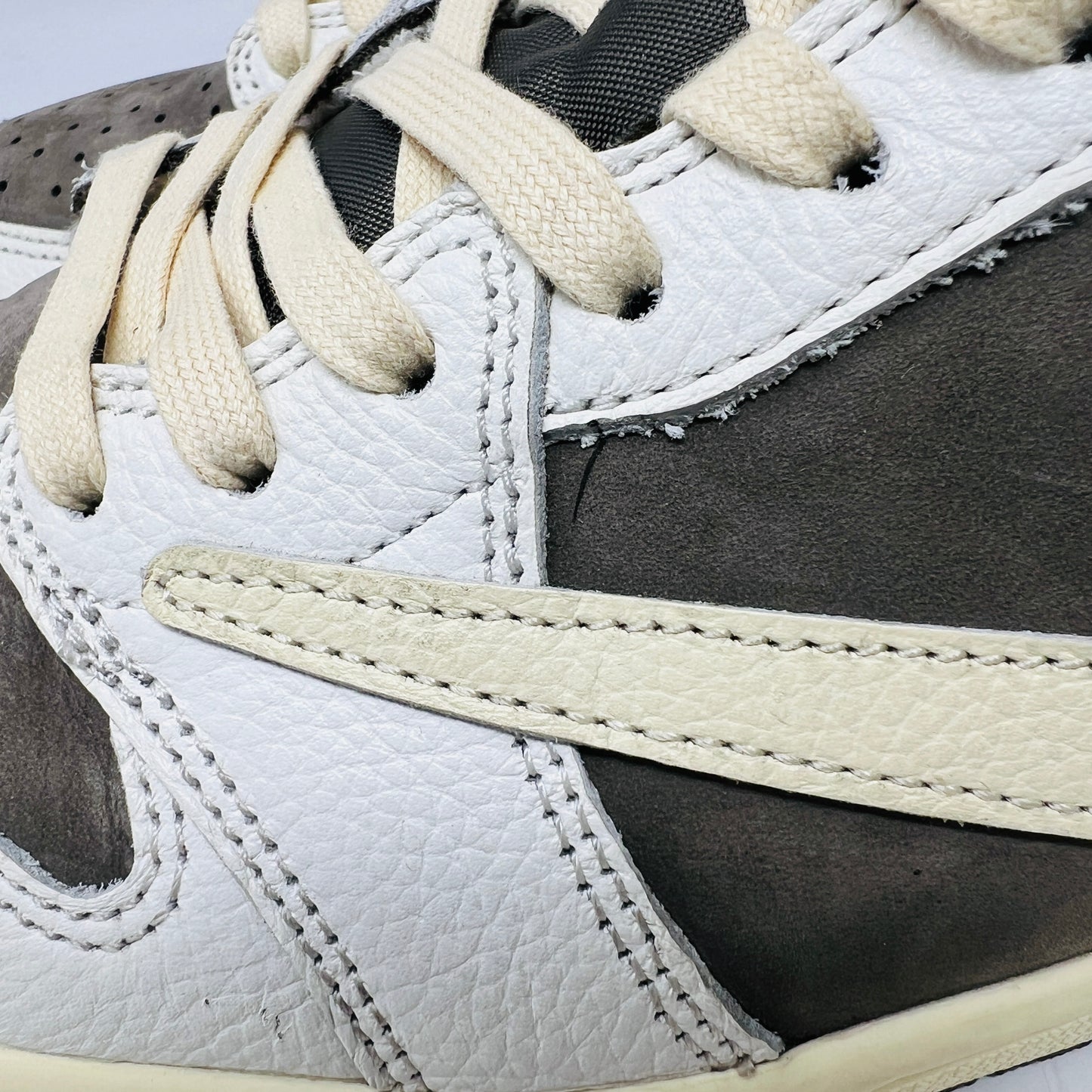 Jordan 1 Retro Low OG SP Travis Scott Reverse Mocha