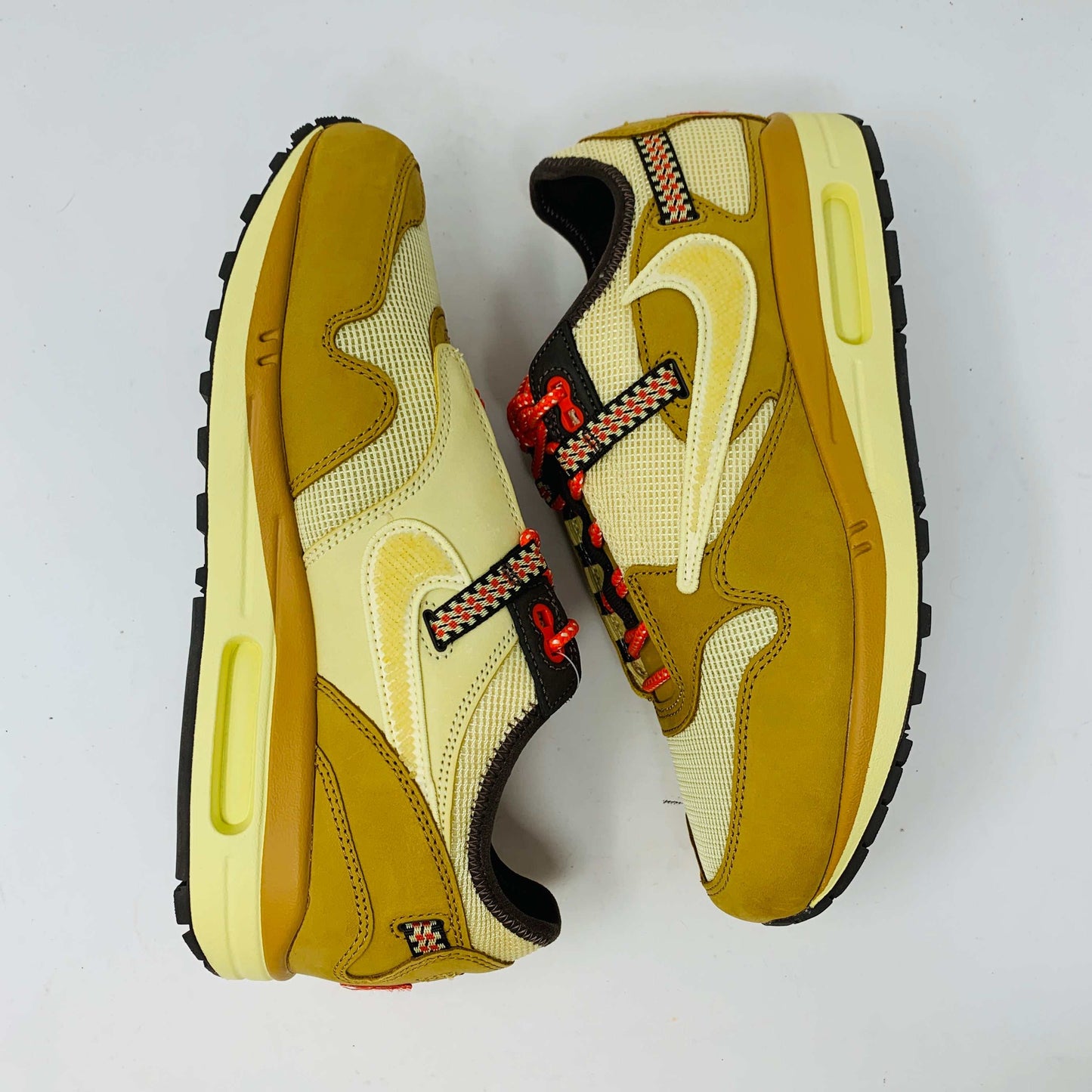 Nike Air Max 1 Travis Scott Cactus Jack Wheat Lemon Drop