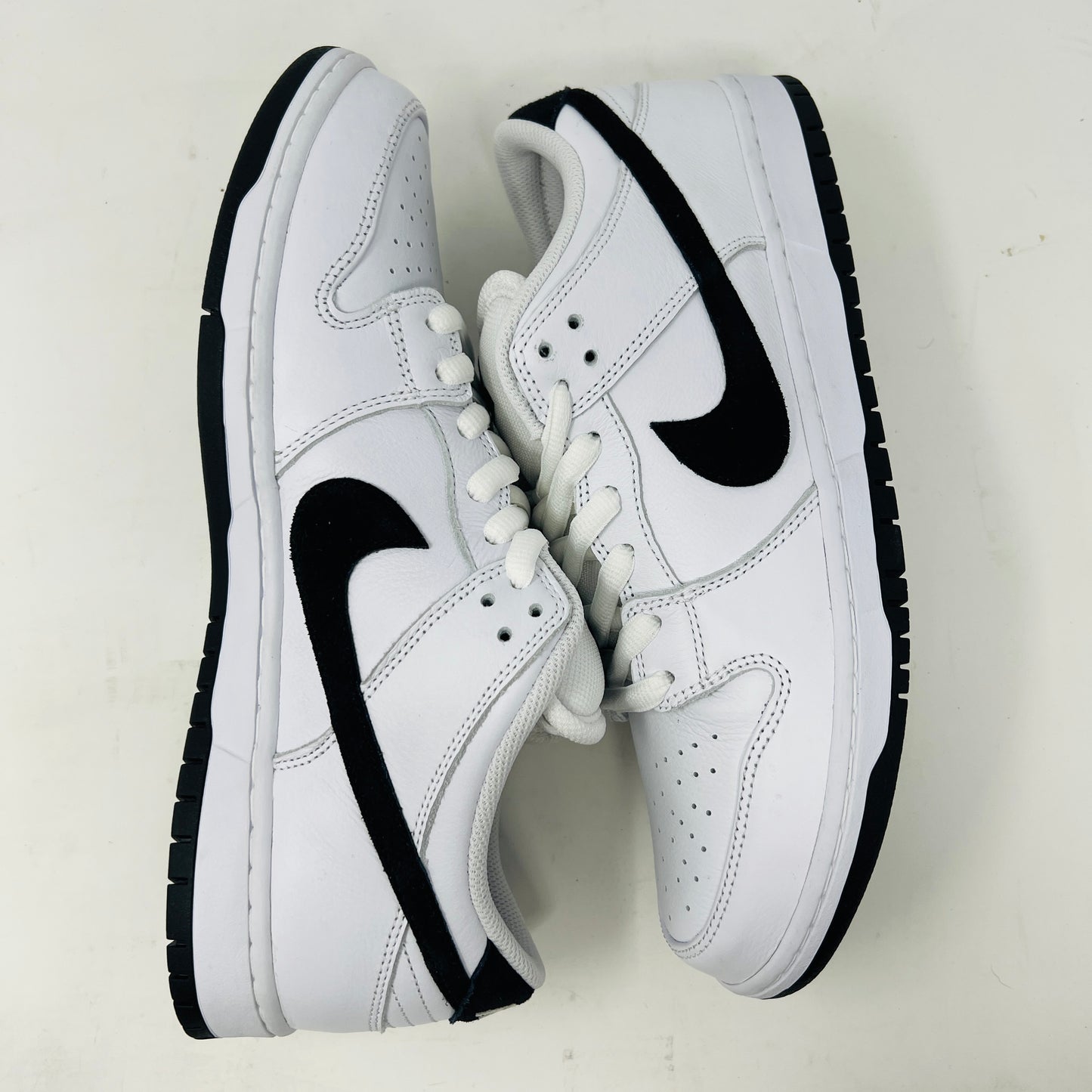 Nike SB Dunk Low White Black