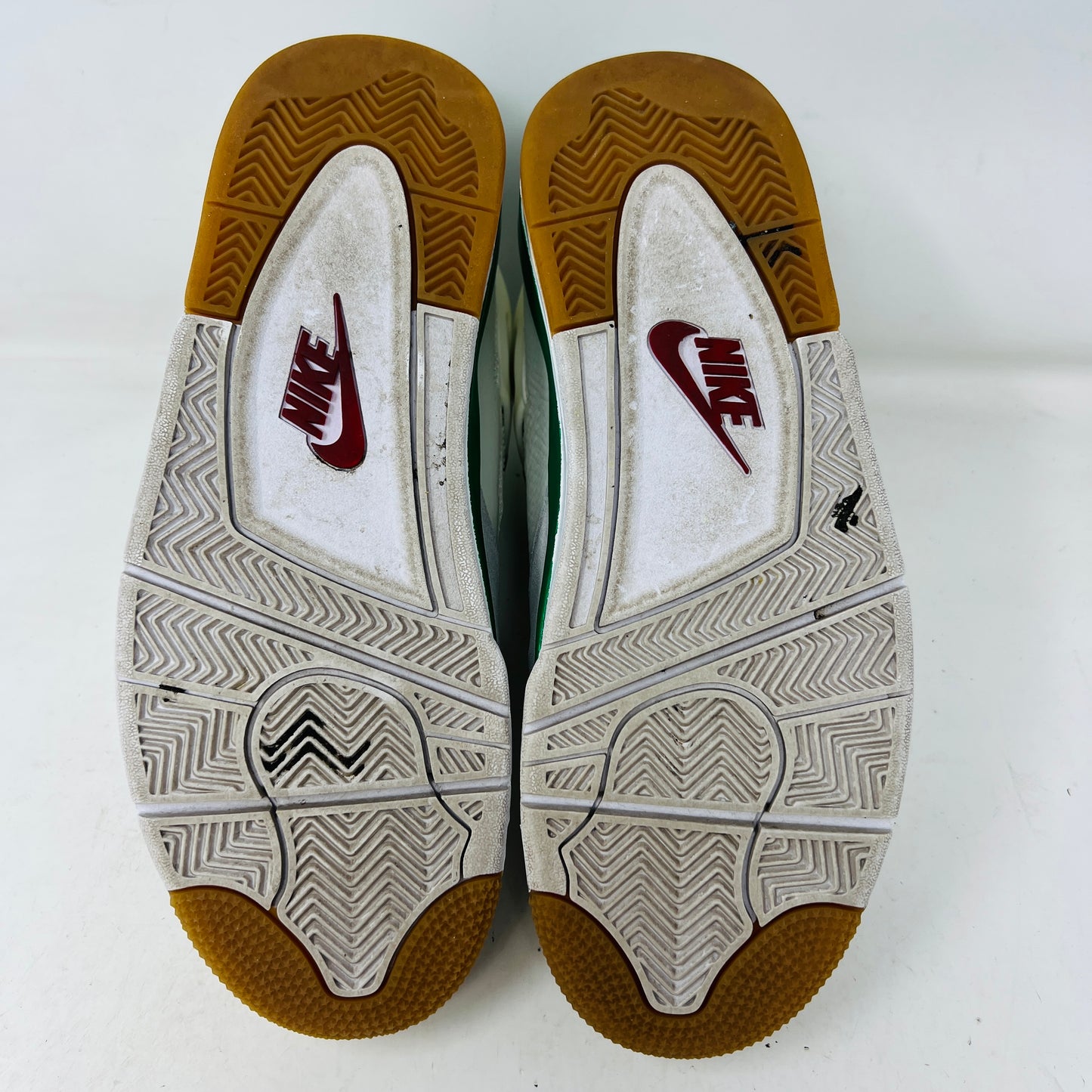 Jordan 4 Retro SB Pine Green