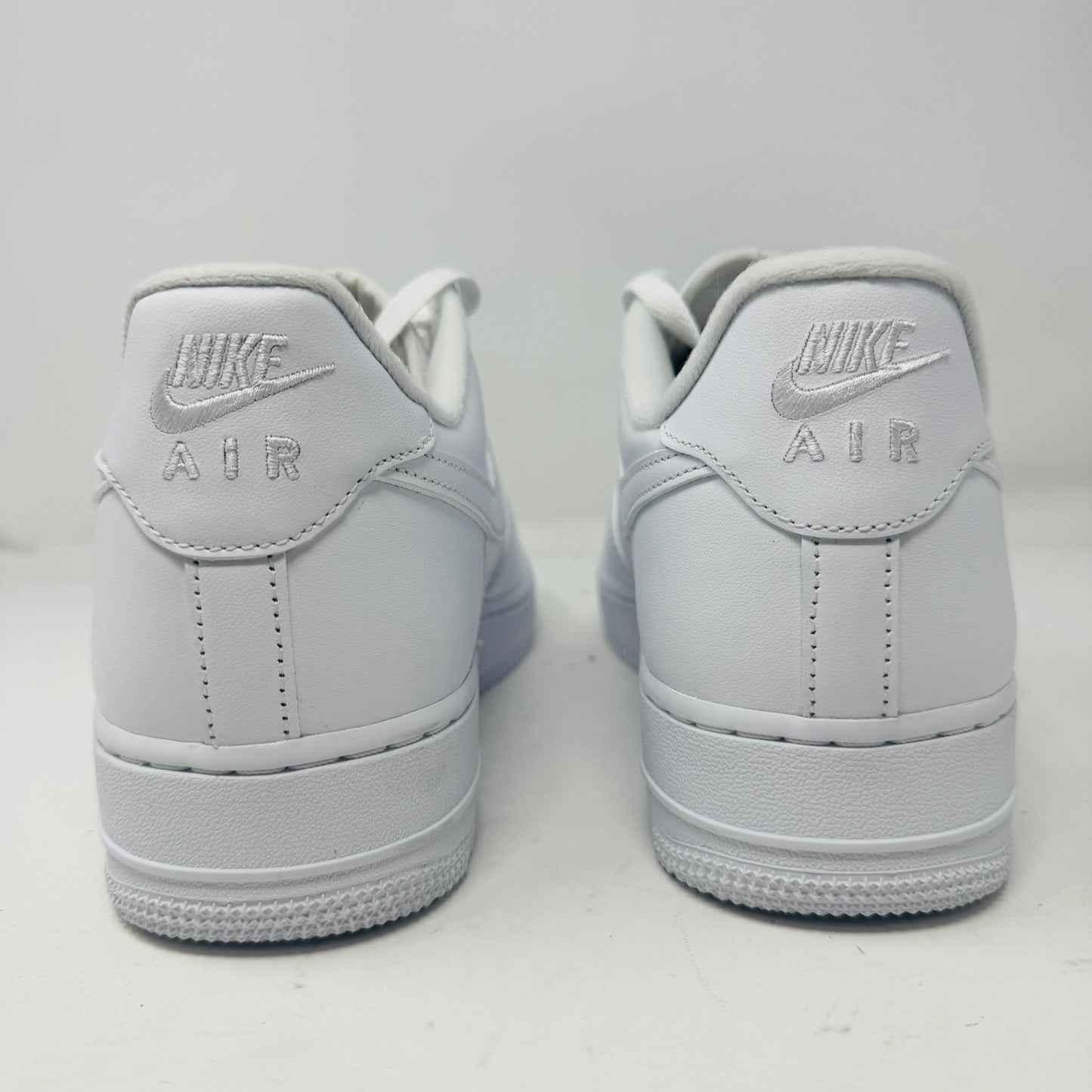Nike Air Force 1 Low Supreme White