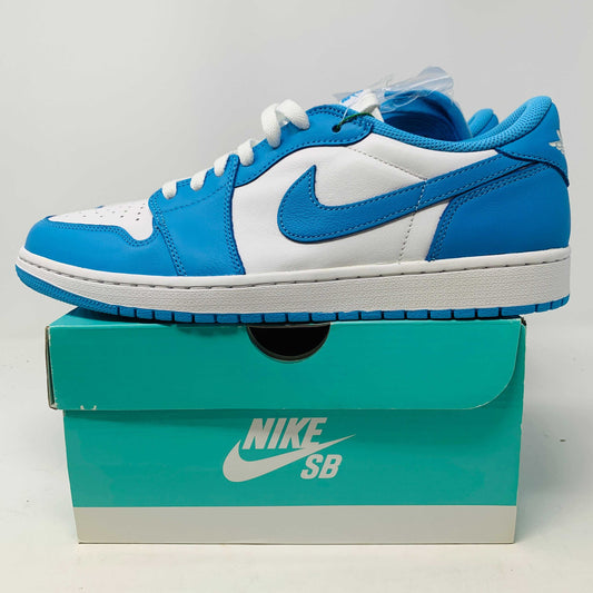 Jordan 1 Low SB UNC sneaker in blue and white on Nike SB box with extra laces, brand new 2019 model
