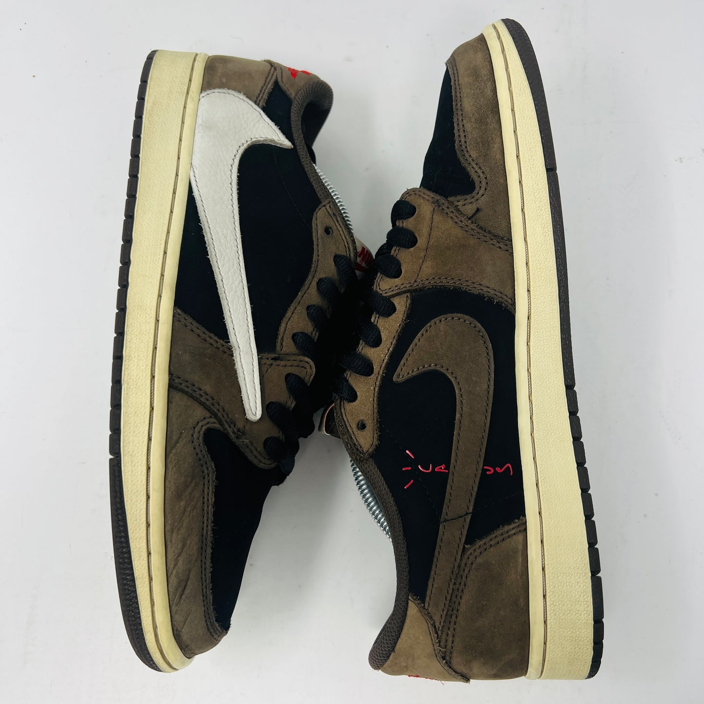 Jordan 1 Retro Low OG SP Travis Scott Mocha