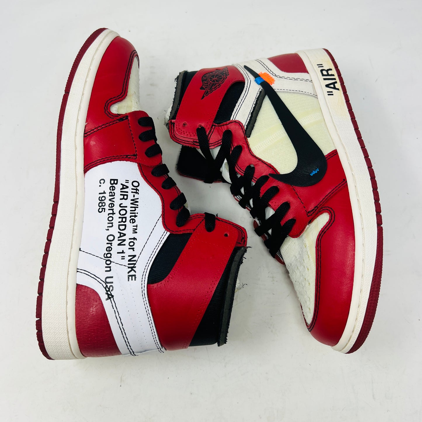 Jordan 1 Retro High Off-White Chicago