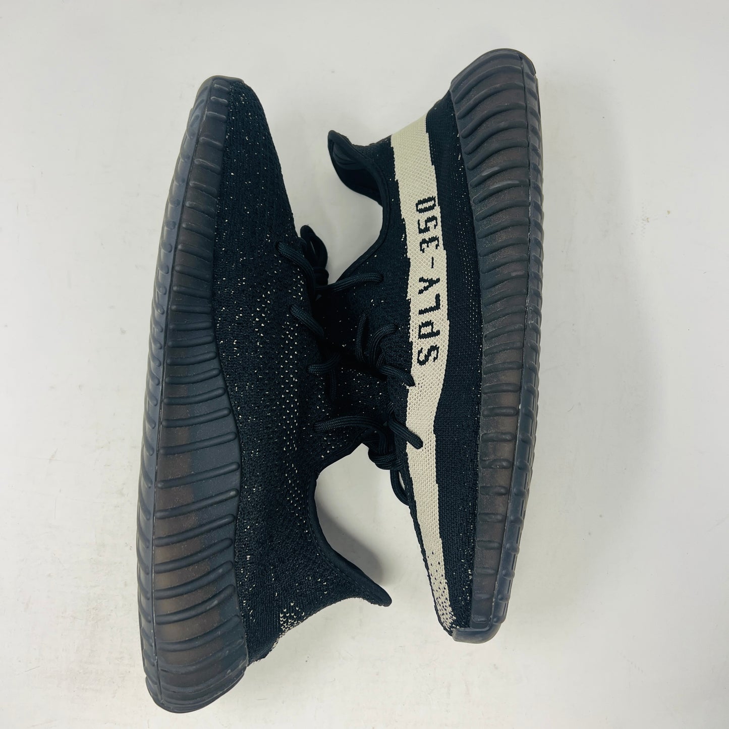 adidas Yeezy Boost 350 V2 Core Black White