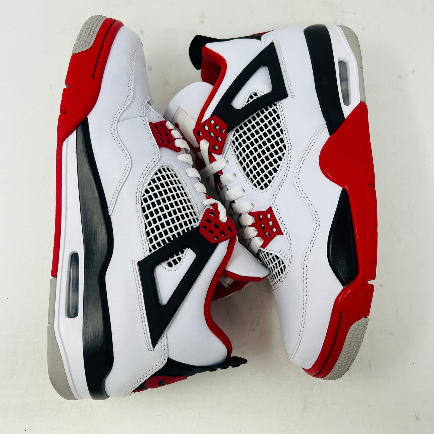 Jordan 4 Retro Fire Red (2020)