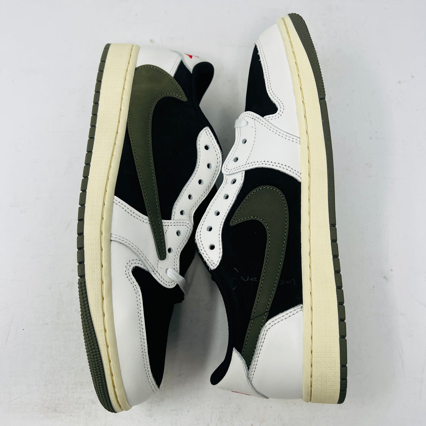 Jordan 1 Retro Low OG SP Travis Scott Olive (Women's)