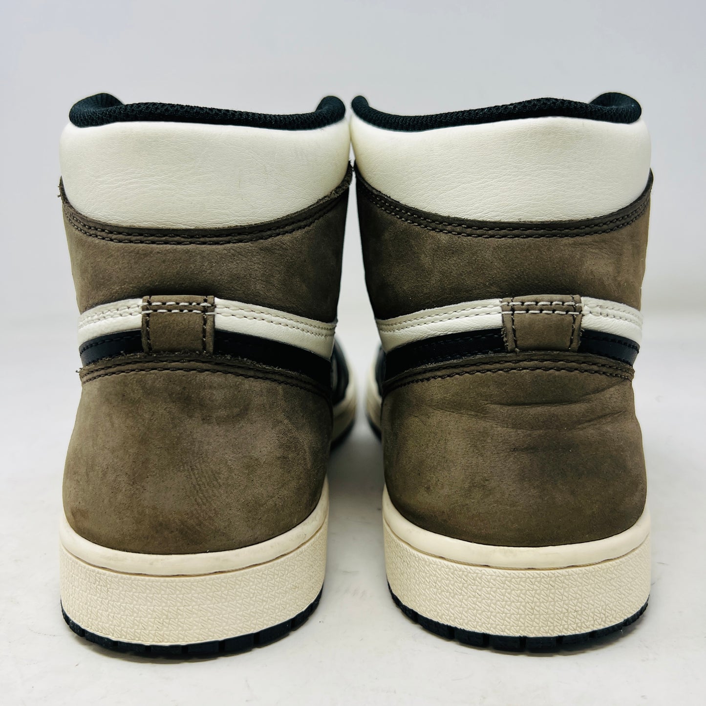 Jordan 1 Retro High Dark Mocha