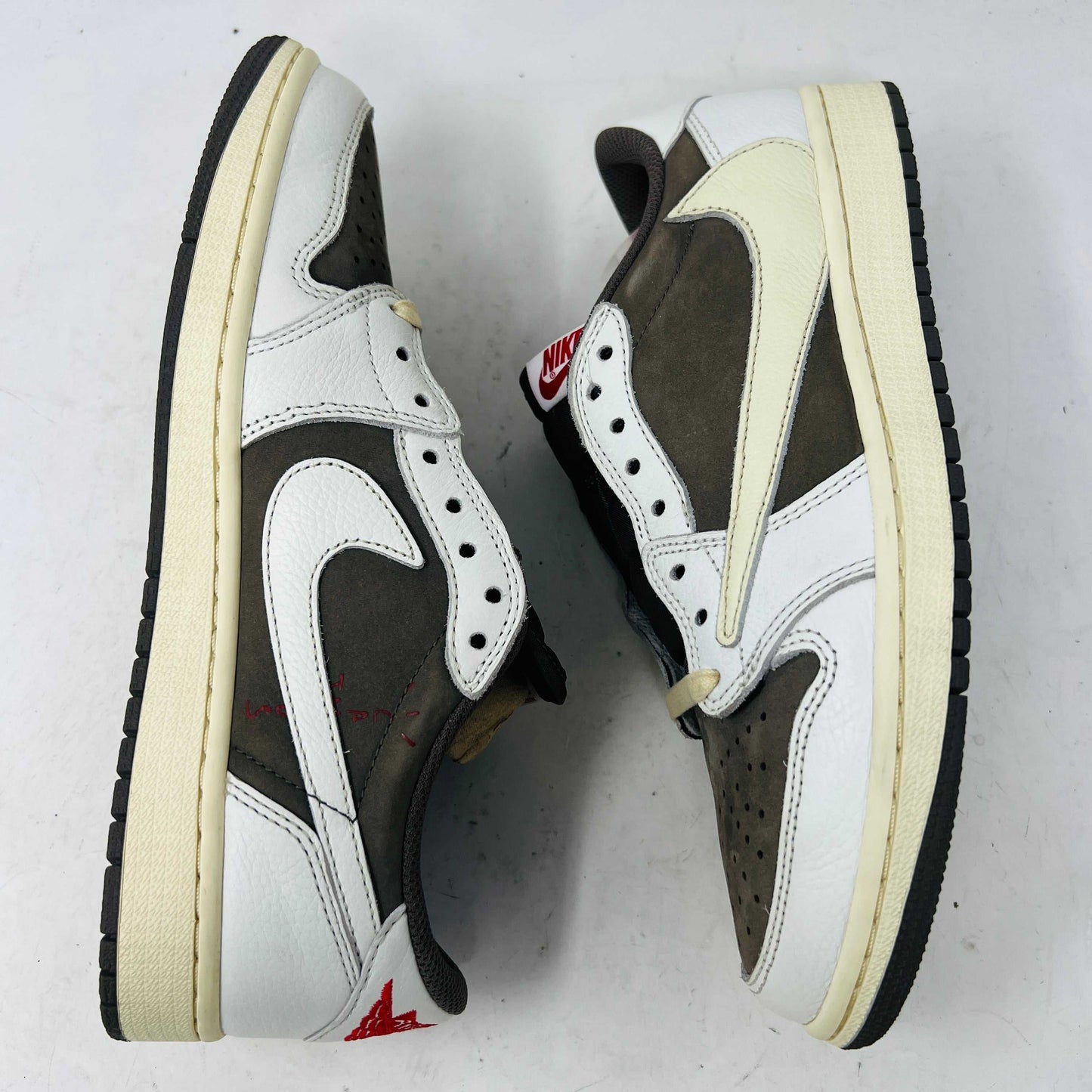 Jordan 1 Retro Low OG SP Travis Scott Reverse Mocha