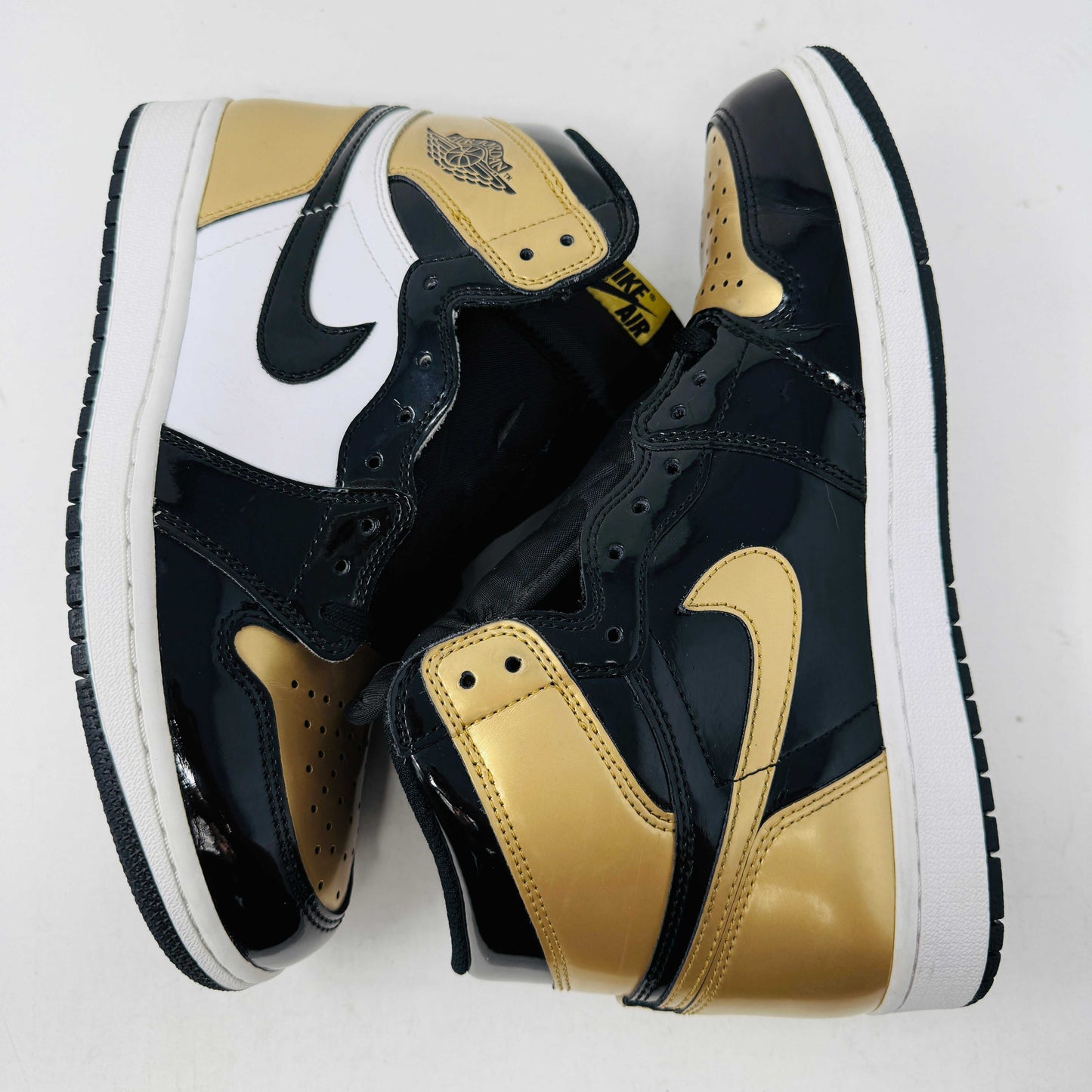 Jordan 1 Retro High NRG Patent Gold Toe