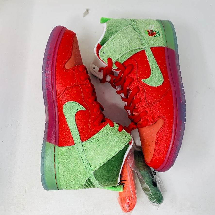 Nike SB Dunk High Strawberry Coughs