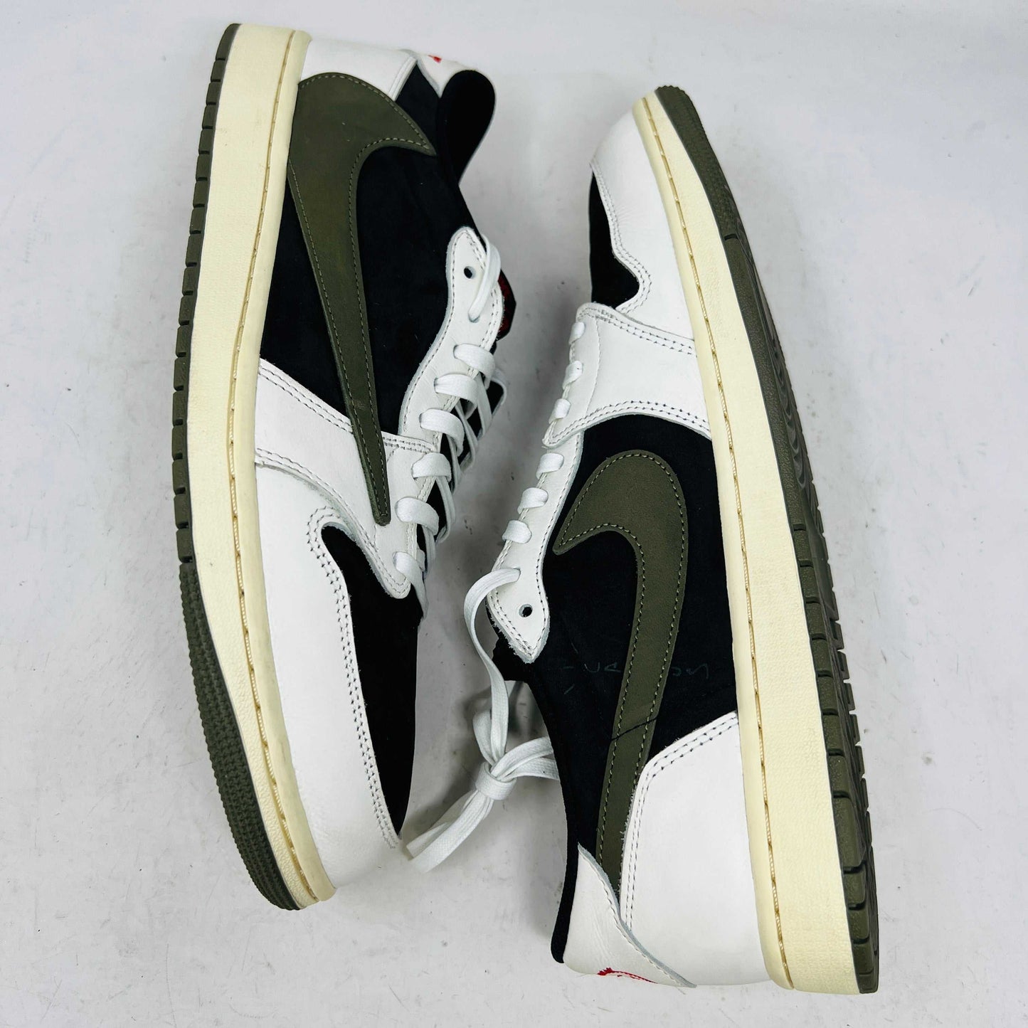 Jordan 1 Retro Low OG SP Travis Scott Olive (Women's)